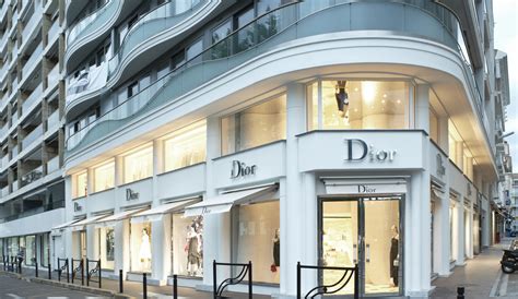 christian Dior shopping